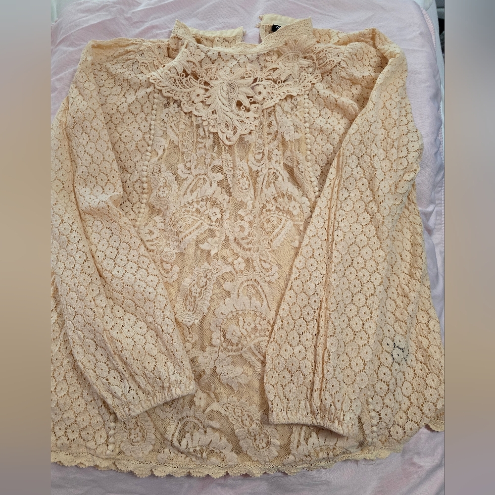 Long Sleeve Lace Blouse